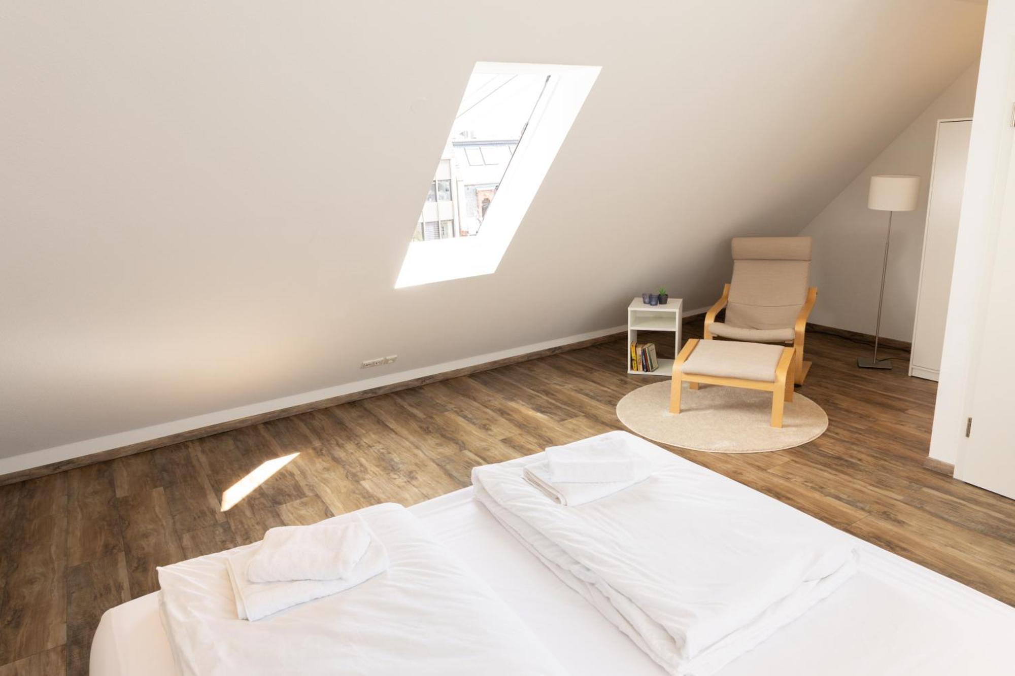 Bemyguest - 3 Zimmer Maisonette - Zentral - Klimaanlage - Aufzug Wiesbaden Bagian luar foto